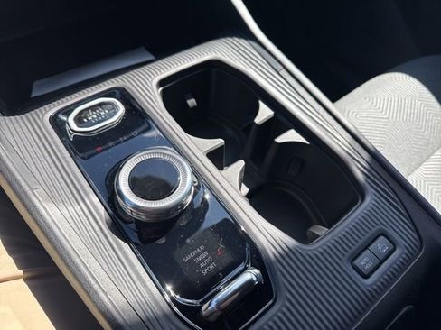 New 2026 Jeep Cherokee Laredo image 21