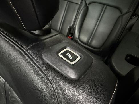 Used 2023 Jeep Wagoneer Series II image 27