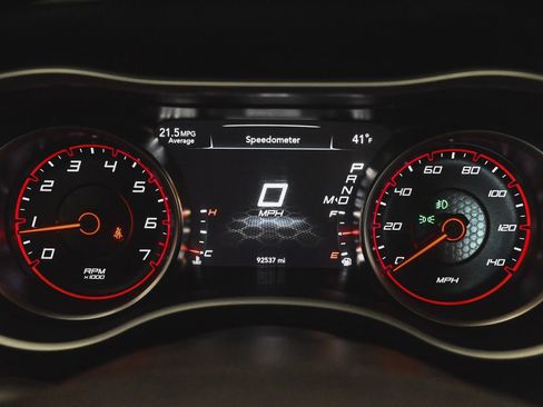 Used 2018 Dodge Charger SXT Plus image 16