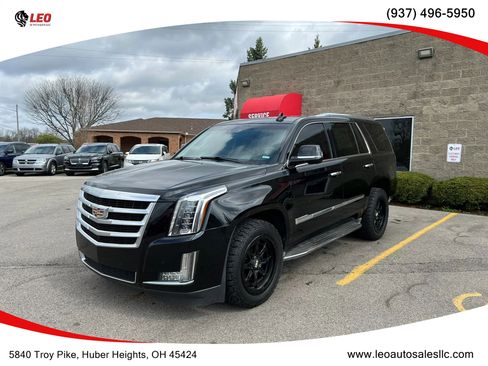 Used 2015 Cadillac Escalade Luxury AWD/4WD image 1