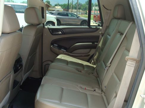 Used 2016 Chevrolet Tahoe LT image 7