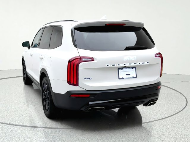 Certified 2022 Kia Telluride SX w/ Nightfall Edition Package AWD/4WD image 4