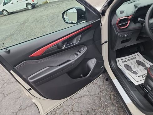 New 2026 Chevrolet TrailBlazer RS w/ Convenience Package image 18