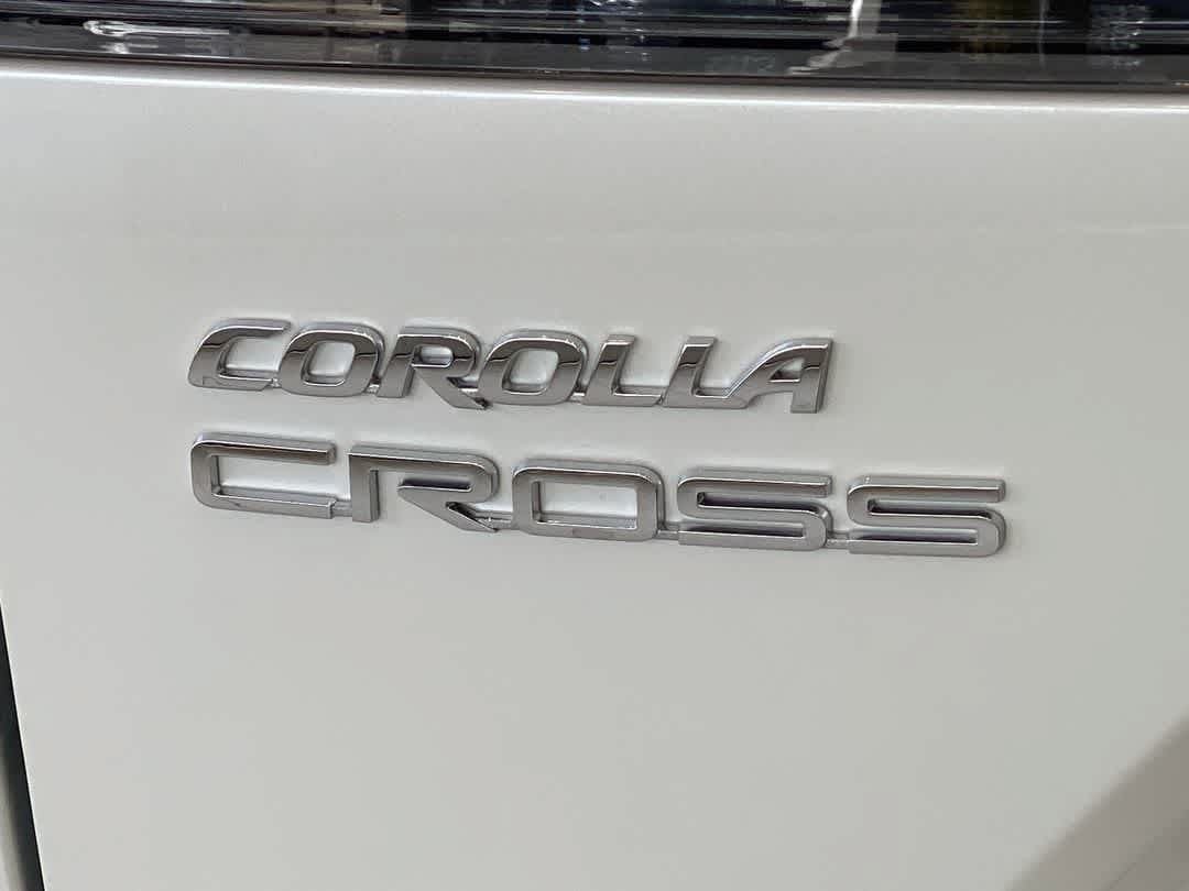 New 2026 Toyota Corolla Cross LE w/ Cold Weather Package AWD/4WD image 11