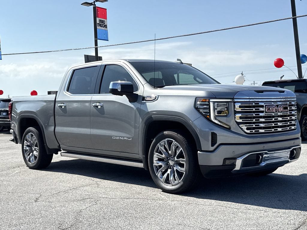 Used 2023 GMC Sierra 1500 Denali w/ Denali Reserve Package AWD/4WD image 35