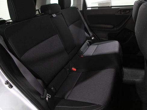 Used 2017 Subaru Forester 2.5i Premium w/ All-Weather Package image 19