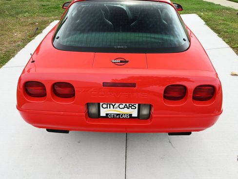 Used 1994 Chevrolet Corvette Base image 8