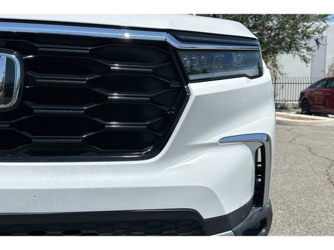 Used 2025 Honda Pilot Touring image 56