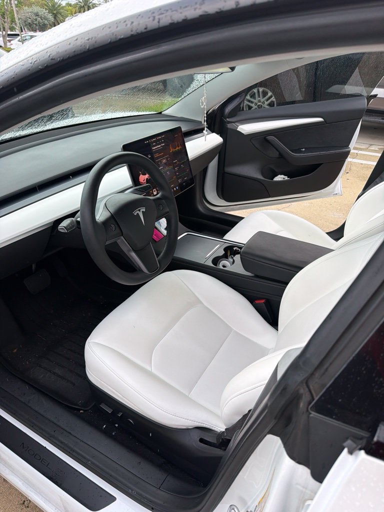 Used 2023 Tesla Model 3 Standard Range RWD image 5
