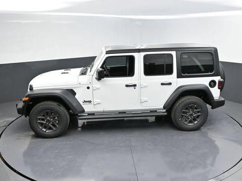 New 2026 Jeep Wrangler Unlimited Sport AWD/4WD image 40