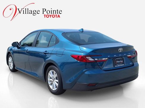 Used 2025 Toyota Camry LE FWD image 3