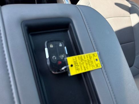 Used 2021 Chevrolet Silverado 1500 LTZ w/ Safety Package II AWD/4WD image 36