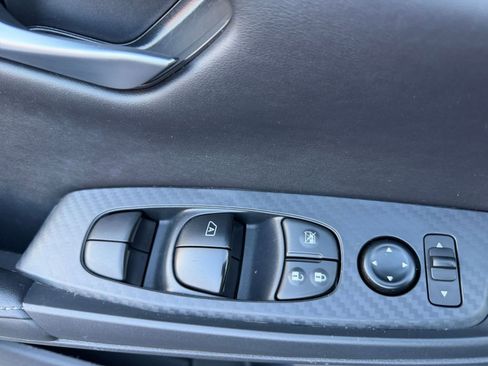 Used 2025 Nissan Sentra SV image 20