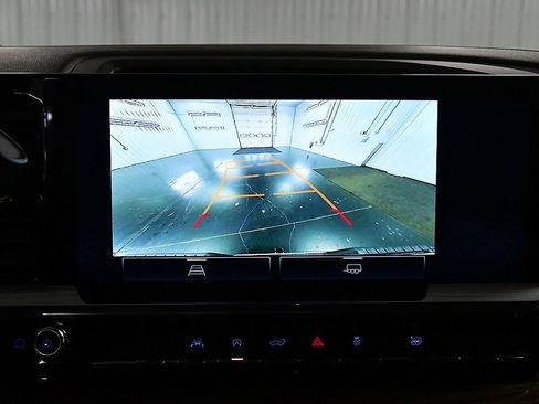 Used 2023 GMC Sierra 1500 Elevation image 26