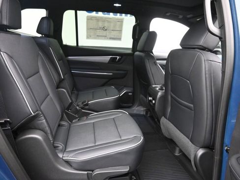 New 2026 Buick Enclave Preferred w/ Power Package AWD/4WD image 10