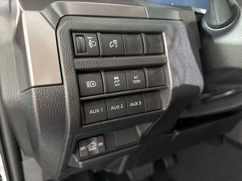 New 2025 Toyota Tacoma TRD Off-Road image 19