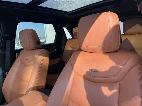 Used 2024 Cadillac XT5 Premium Luxury image 12