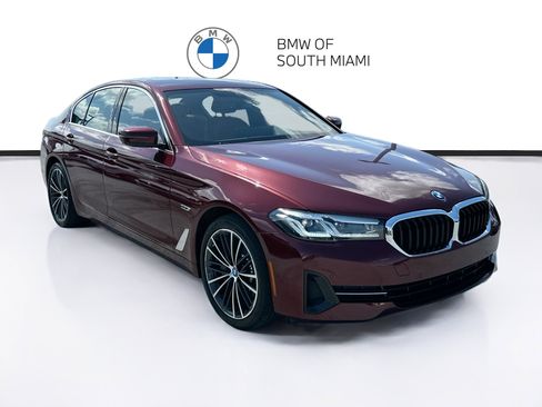 Used 2023 BMW 530e w/ Premium Package RWD image 1