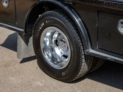 Used 2022 RAM 3500 Tradesman w/ Chrome Appearance Group image 60