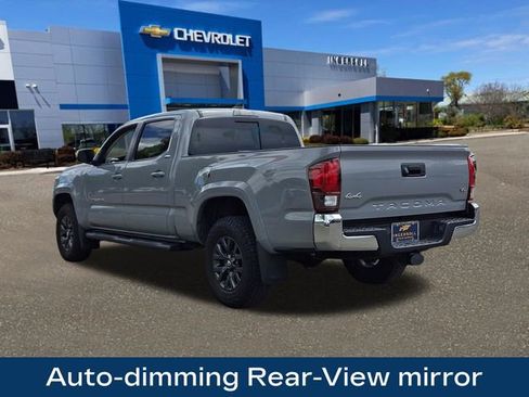 Used 2021 Toyota Tacoma SR5 AWD/4WD image 24