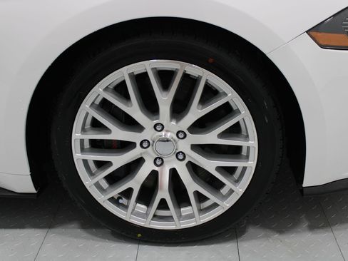 Used 2019 Ford Mustang GT Premium w/ GT Performance Package RWD image 5