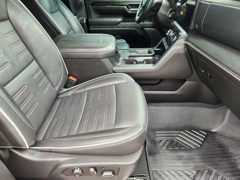 Used 2024 GMC Sierra 2500 AT4X w/ AT4X AEV Edition AWD/4WD image 10