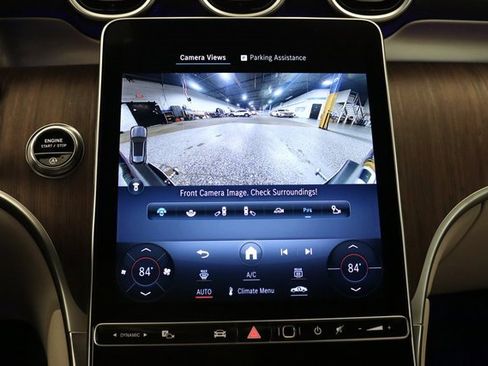 Used 2024 Mercedes-Benz GLC 300 4MATIC image 30