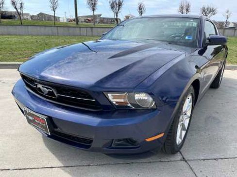 Used 2010 Ford Mustang Coupe RWD image 27