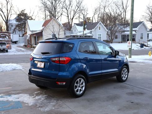 Used 2021 Ford EcoSport SE w/ SE Convenience Package image 7