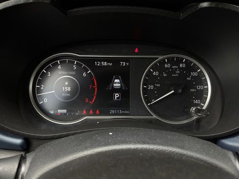 Used 2025 Nissan Versa SV FWD image 32