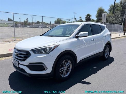 Used 2018 Hyundai Santa Fe Sport FWD image 1