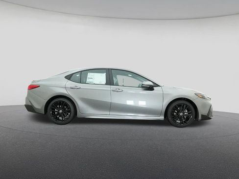 New 2026 Toyota Camry SE image 27