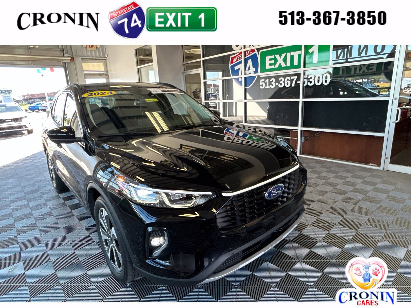 Used 2023 Ford Escape Platinum AWD/4WD image 1