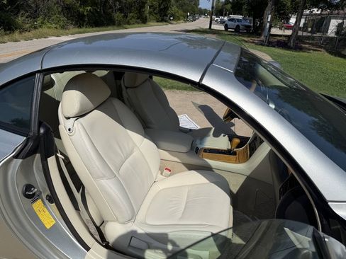 Used 2005 Lexus SC 430 Convertible RWD image 40