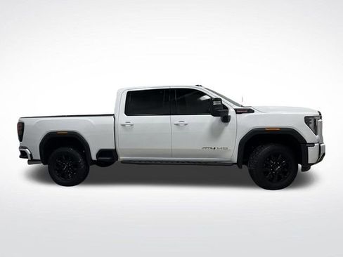 Used 2024 GMC Sierra 3500 AT4 w/ AT4 Premium Plus Package image 2