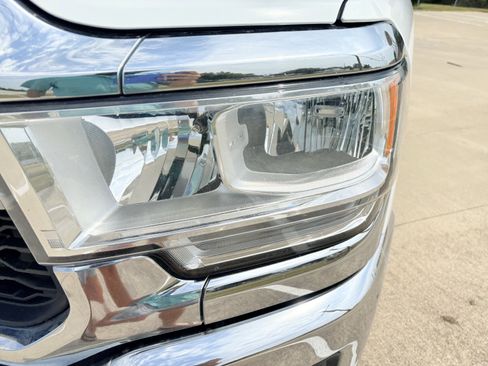 Used 2020 RAM 2500 Tradesman w/ Chrome Appearance Group image 9