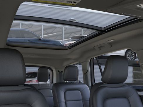 New 2026 Lincoln Aviator AWD image 22