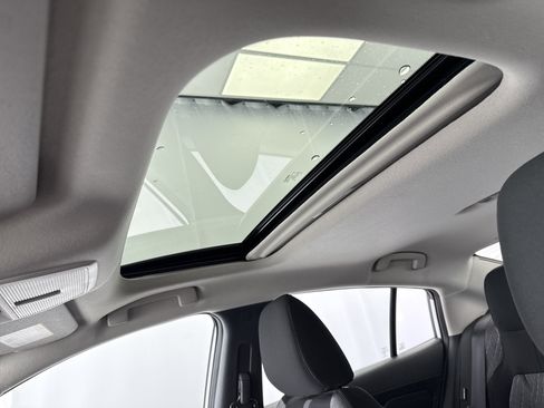 New 2026 Nissan Sentra SV w/ SV Convenience Package FWD image 12