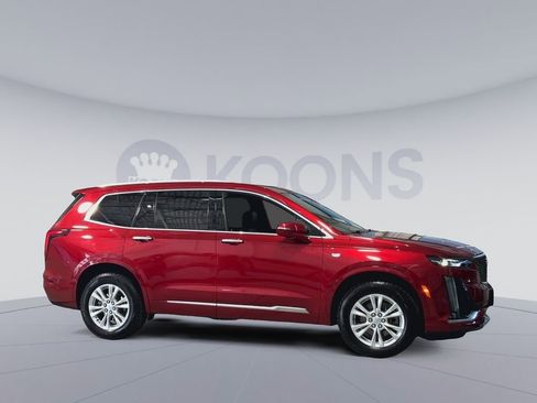 Used 2024 Cadillac XT6 Luxury AWD/4WD image 2