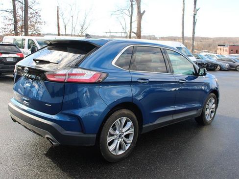 Used 2022 Ford Edge Titanium w/ Equipment Group 301A image 8