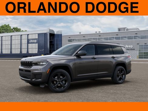 New 2025 Jeep Grand Cherokee L Altitude RWD image 2