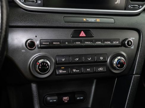 Used 2020 Kia Sportage S w/ S Sunroof Package image 19