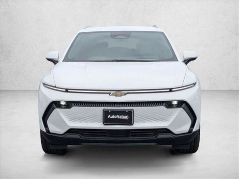 New 2026 Chevrolet Equinox EV LT image 6