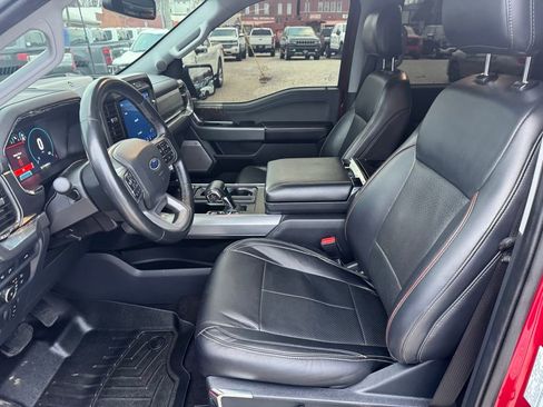 Used 2021 Ford F150 Lariat w/ Max Trailer Tow Package image 17