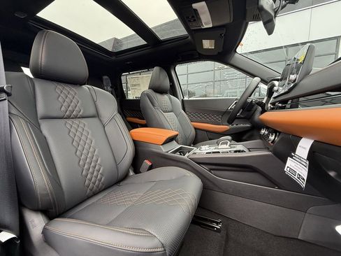 Used 2025 Mitsubishi Outlander SEL image 28