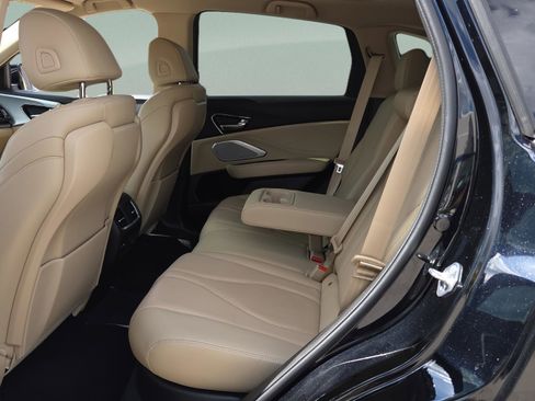 Used 2022 Acura RDX FWD w/ Technology Package image 11