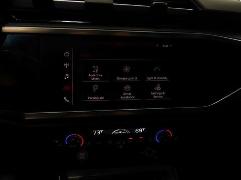 Used 2020 Audi Q3 2.0T Premium w/ Convenience Package image 24