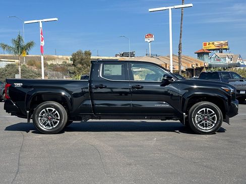 New 2025 Toyota Tacoma TRD Sport image 6