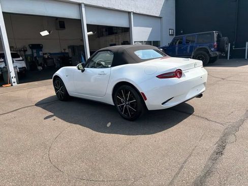 New 2026 MAZDA MX-5 Miata Grand Touring w/ Weather Package RWD image 17