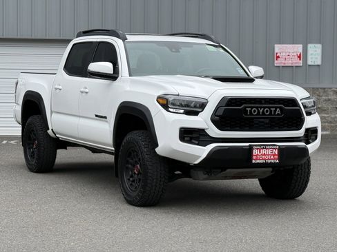 Certified 2022 Toyota Tacoma TRD Pro image 5